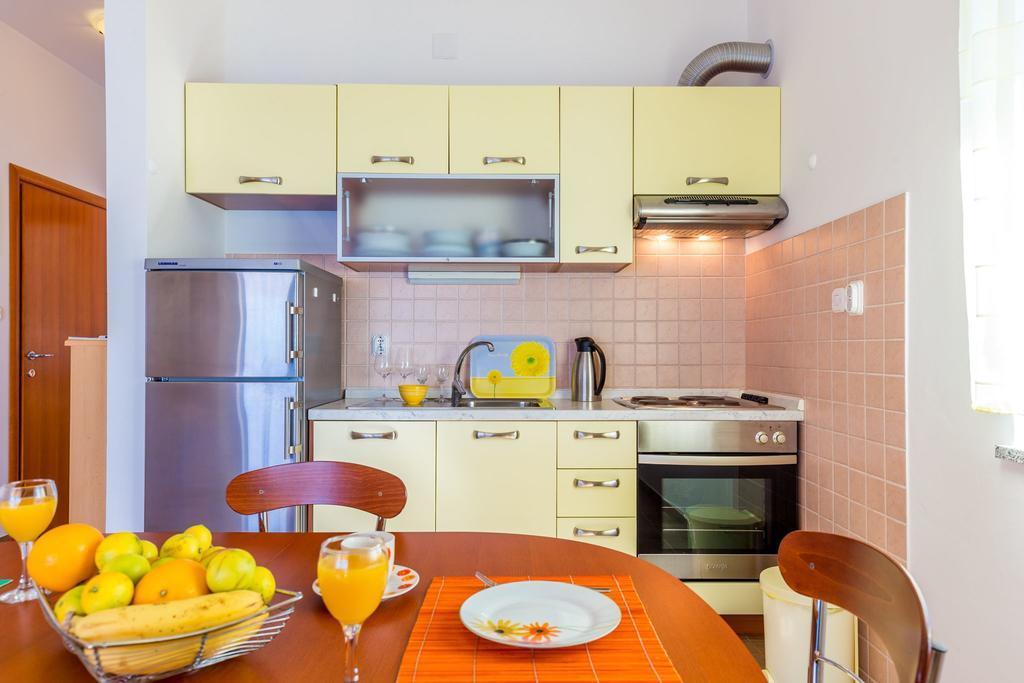 Apartments Ivan Lun  Bagian luar foto